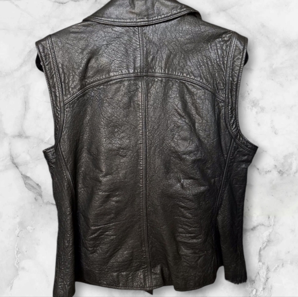 Black Leather Vest, 16W - Picture 2 of 4